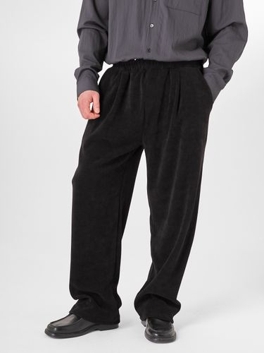 Черные велюровые брюки LEROY