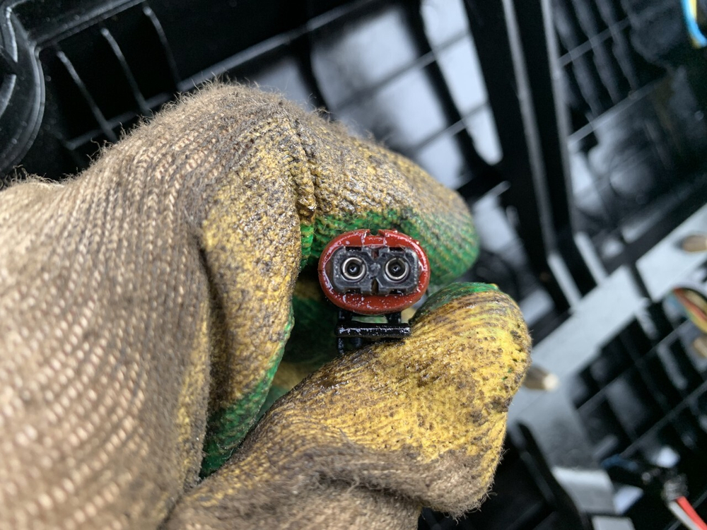 Крышка клапанная 2021г