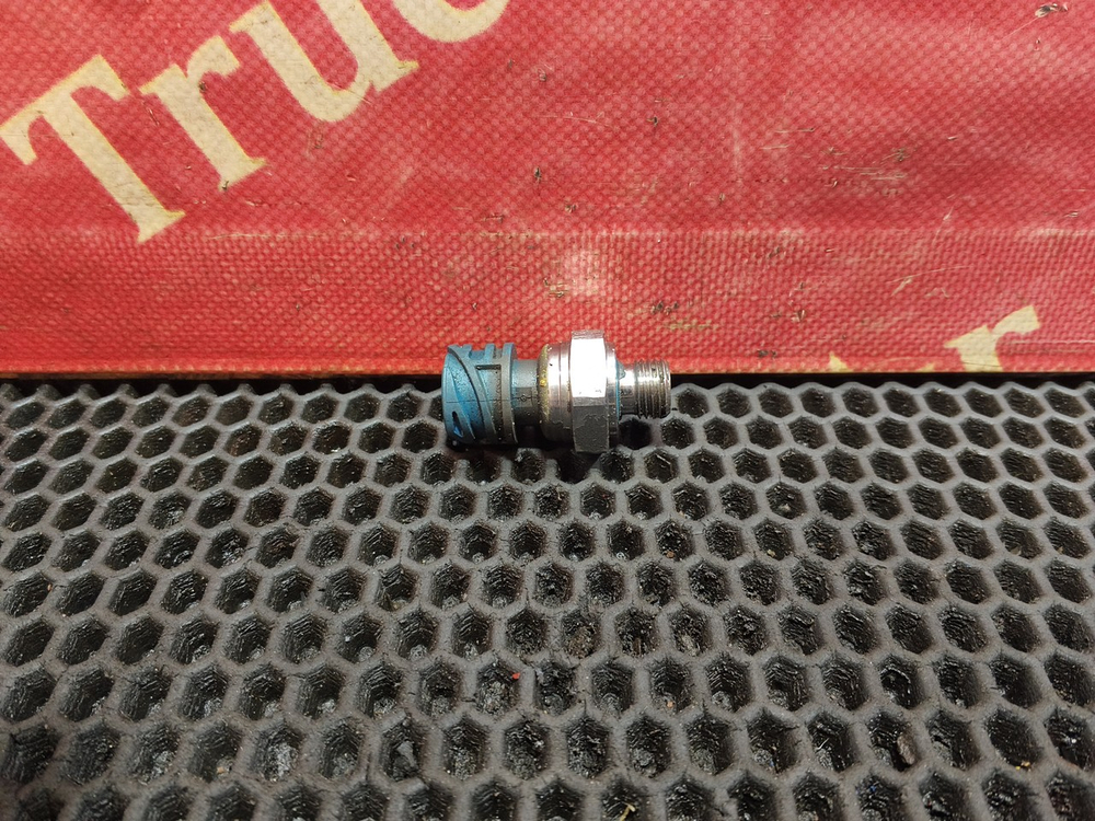 Датчик давления топлива 2020г.