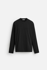 Базовая футболка slim fit