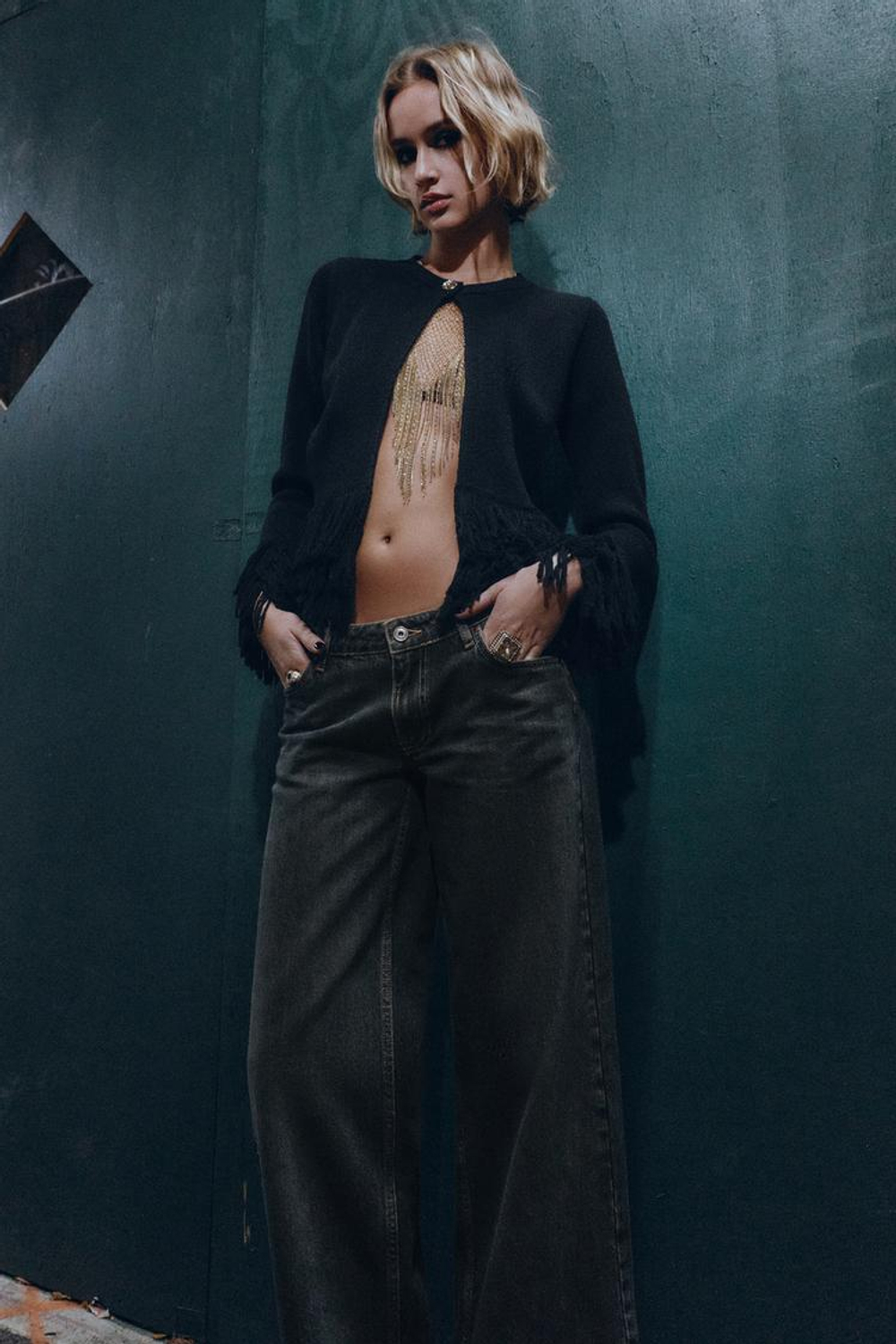 ZARA ВЯЗАНЫЙ КАРДИГАН С БАХРОМОЙ, ЧЕРНЫЙ