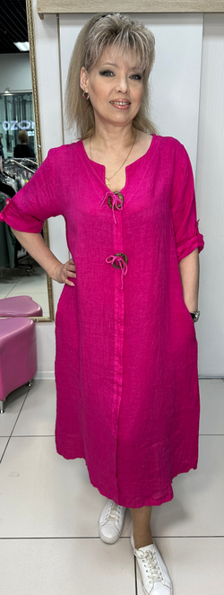 Итальянское льняное платье с 2 большими пуговками