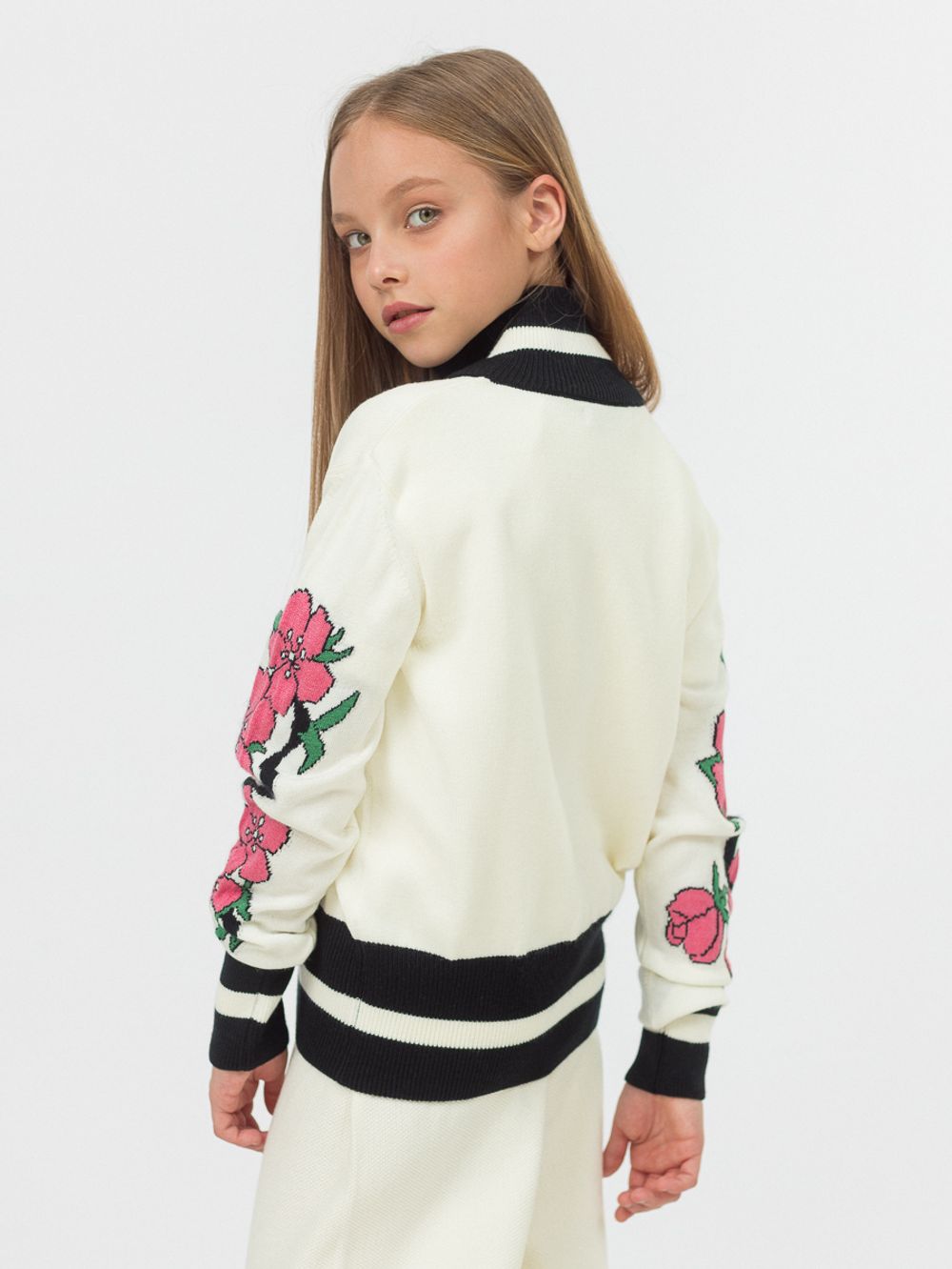 Кардиган для девочки на молнии в школу AT1070 молочный