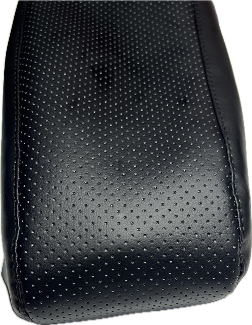 Чехол на штатный подлокотник Лада Веста (перфорированый)