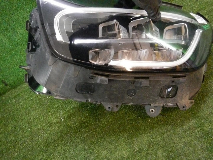 Фара левая Mercedes GLC X253 (2019-2022) LED