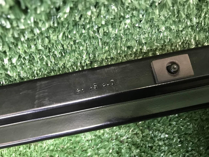 Направляющая сдвижной двери Mercedes V W447 14-нв