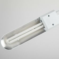 Настольный светильник ЭРА NL-202-G23-11W-W с лампой PL на струбцине и с основанием белый