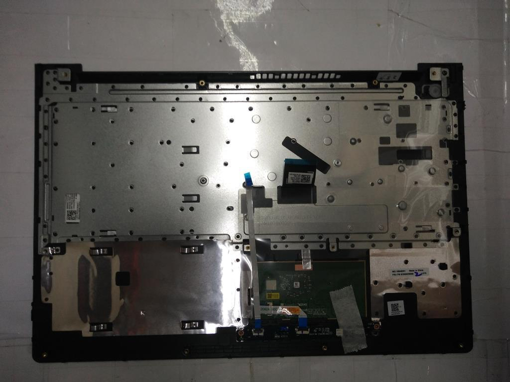 Верхняя панель с клавиатурой (топкейс) для ноутбука Lenovo 310-15IKB черная, расскладка - русская+украинская (5CB0M29095)