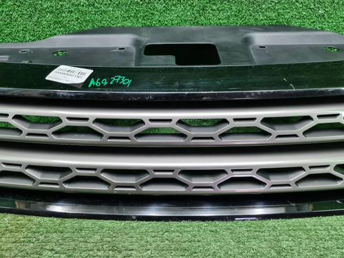 Решетка радиатора Land-Rover Discovery 5 (16-21)