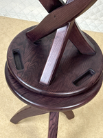 Табурет деревянный