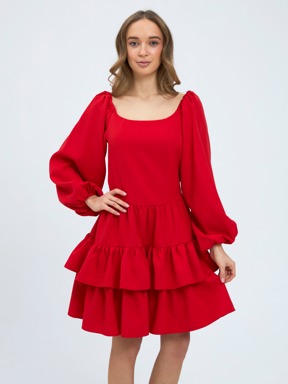 Платье праздничное ярусное с воланами для девочки красное