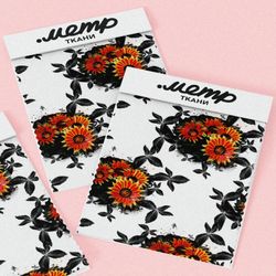 Ткань штапель цветы с черными листиками