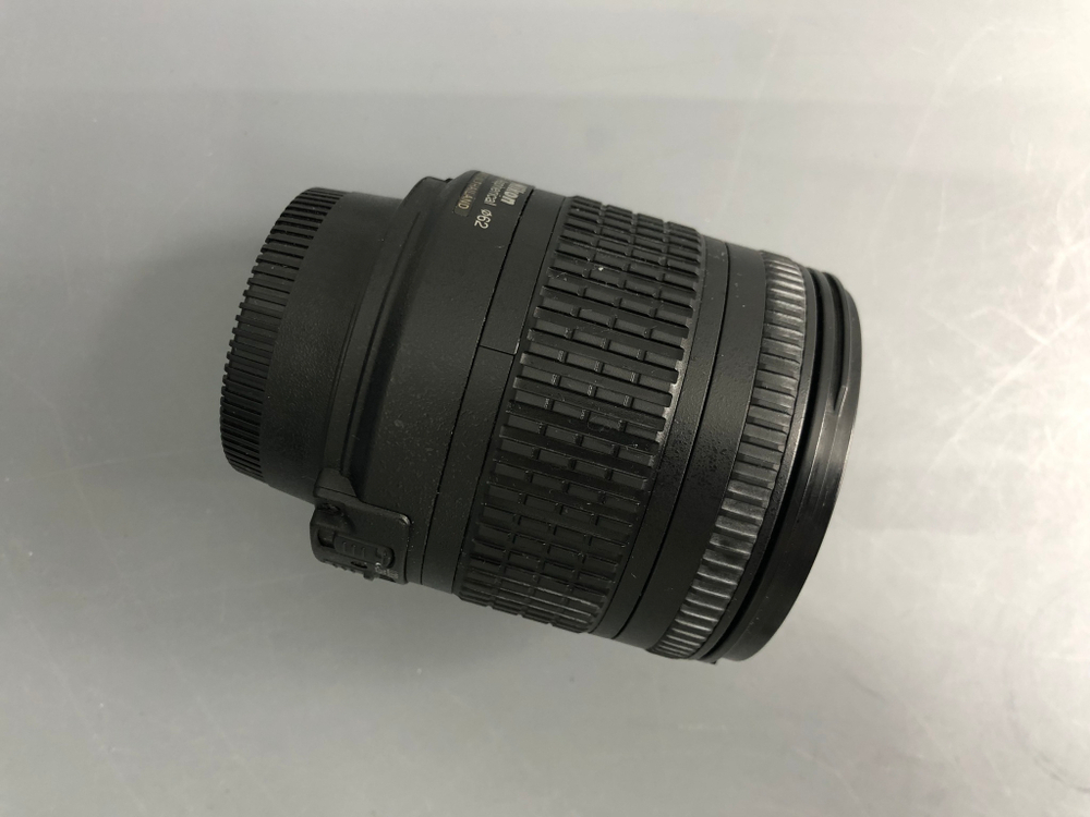 Nikon 28-200mm 3.5-5.6G ED IF AF Nikkor
