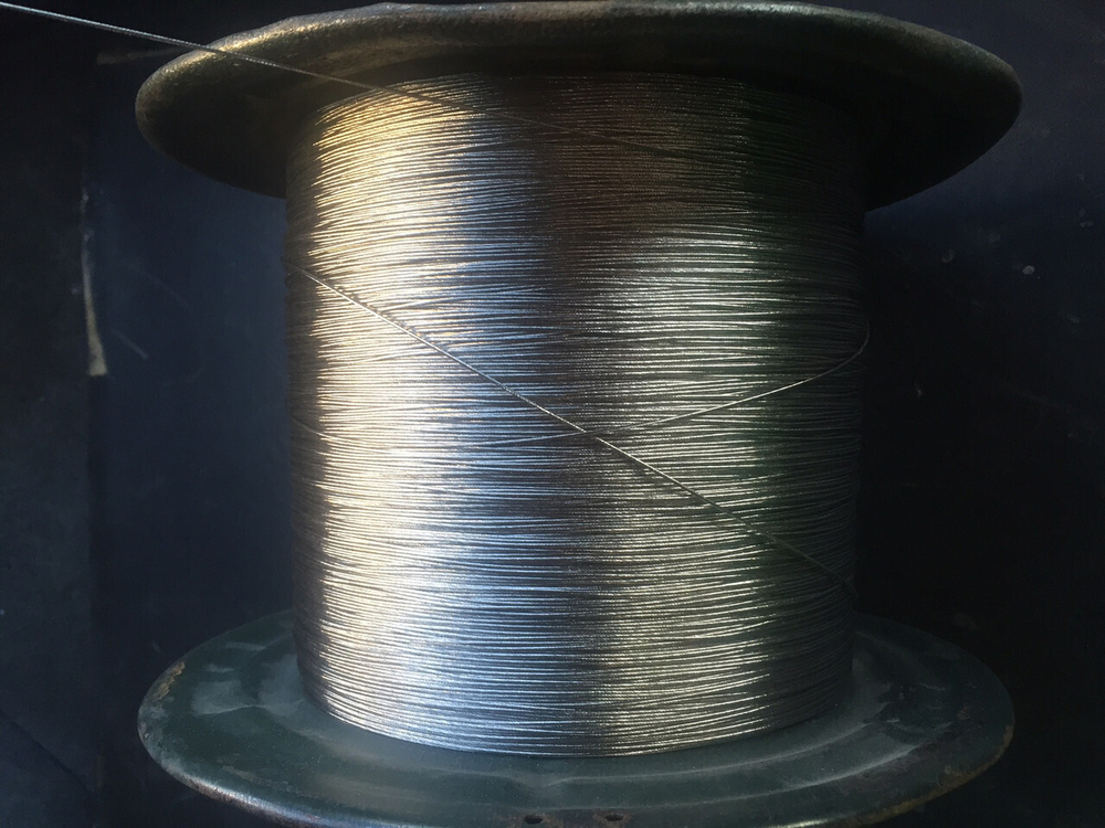 Трос стальной н/ж 12х18н10т 0.65 мм