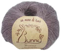 Пряжа Bunny 50г, 200м, 20%пух кролика, 5%меринос, 30%натуральная вискоза, 45%нейлон (цена за 1 шт)
