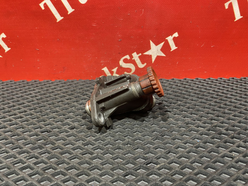 Насос ручной подкачки топлива