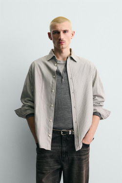 ZARA РУБАШКА RELAXED FIT В ПОЛОСКУ, СЕРЫЙ