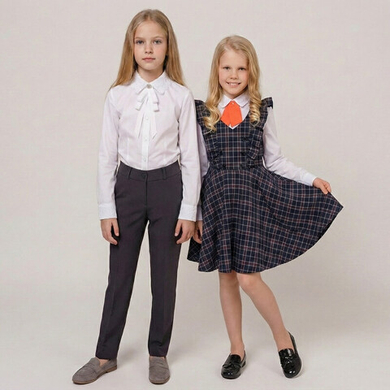 Базовый гардероб школьника: список покупок на год и чек-лист одежды