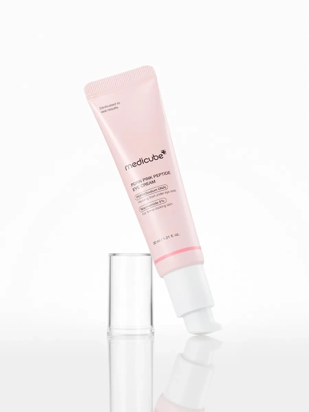 Medicube Омолаживающий крем для глаз с ПДРН, ретинолом и ниацинамидом PDRN Pink Peptide Eye Cream 30 мл