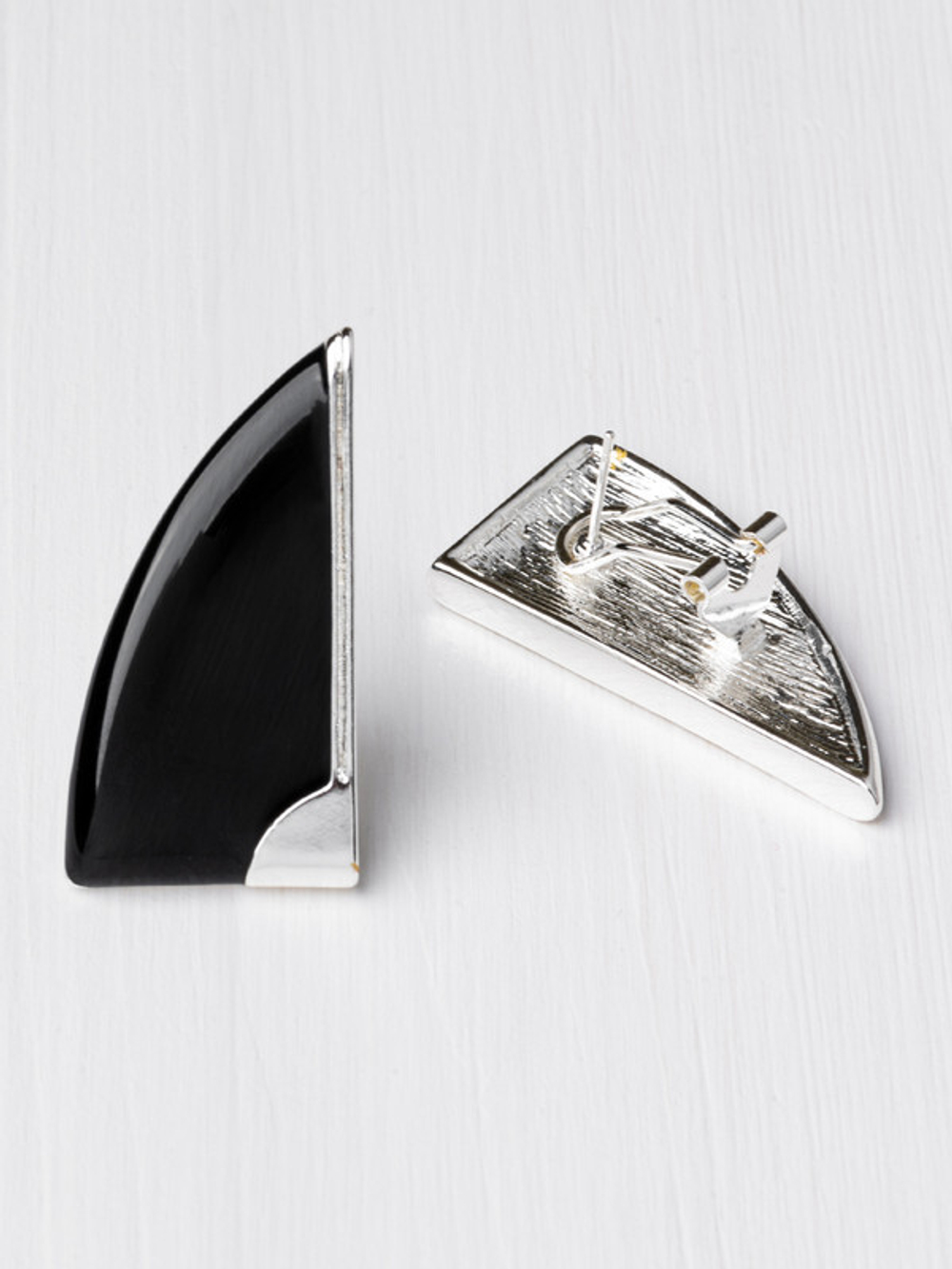 20131680 Серьги Salvador