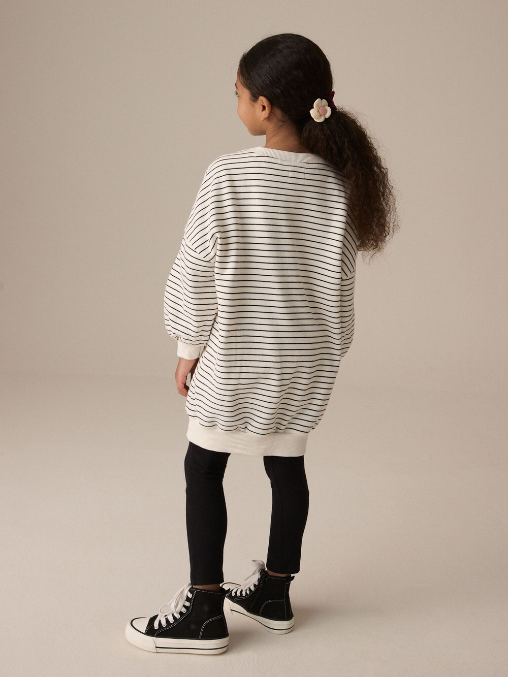 Толстовка удлиненная для девочки Next E57-236, Молочный, Черный