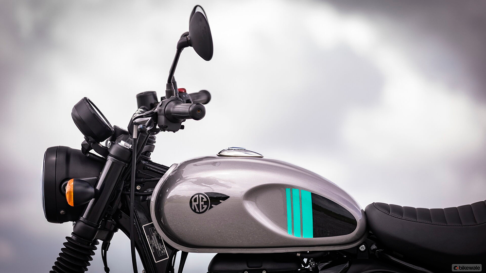 Royal Enfield Hunter 350 Dapper Ash