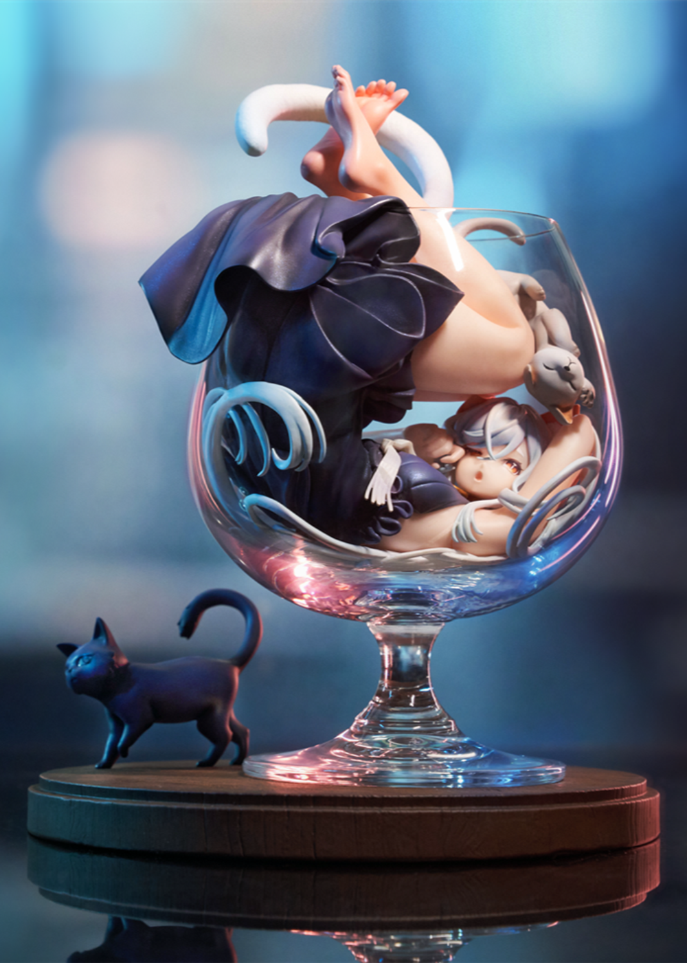 Лунная кошка в бокале / Moonlight Cat in a Glass