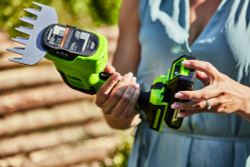 Садовые ножницы-кусторез аккум. GREENWORKS G24SHT 24В,лезвие 12/20см,без АКБ и ЗУ (1600607)