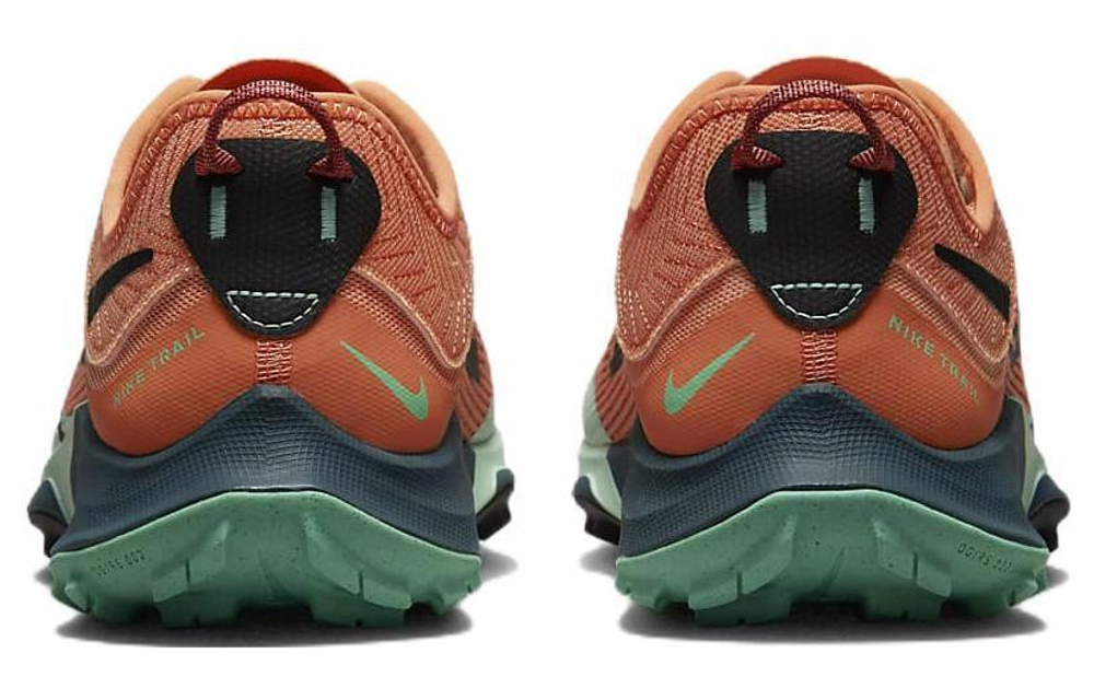 Кроссовки Nike Air Zoom Terra Kiger 8