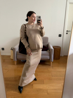 Костюм с юбкой беж