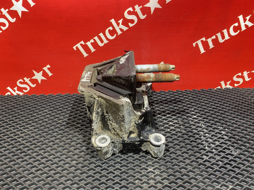 Подушка двигателя задняя 2017г