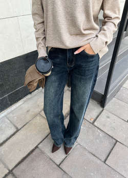 Джинсы Straight fit