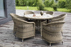 "Равенна" плетеное кресло из искусственного ротанга, цвет соломенный с серой подушкой