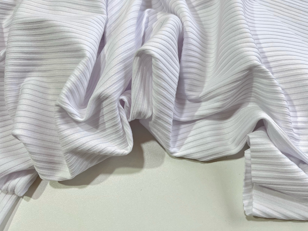 БЕЛЫЙ - Трикотаж Лапша, пенье (Елена) (к0 незначительно испачкан по кромке)