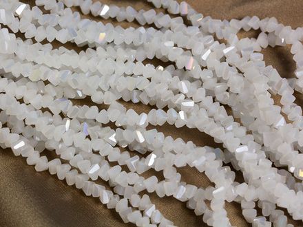 Нить бусин для украшений 4мм (ювелирное стекло)