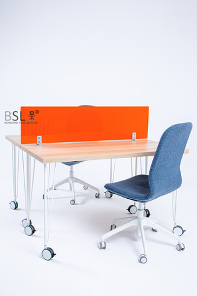 Экран на струбцинах № 01 (серые) оранжевый "глухой"