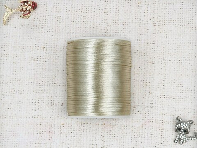 Шнур круглый атласный (для воздушных петель), 2 мм, светло-бежевый