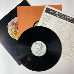 Винтажная виниловая пластинка LP Queen A Day At The Races (Japan 1976) (No Obi) Somebody To Love