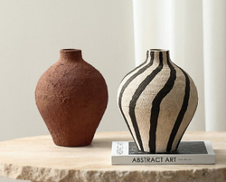 Ваза Line round belly vase