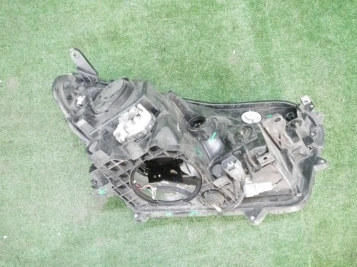 Фара левая Toyota Rav 4 CA40 (2015-2019) LED