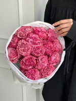 Букет из одноголовых розовых роз