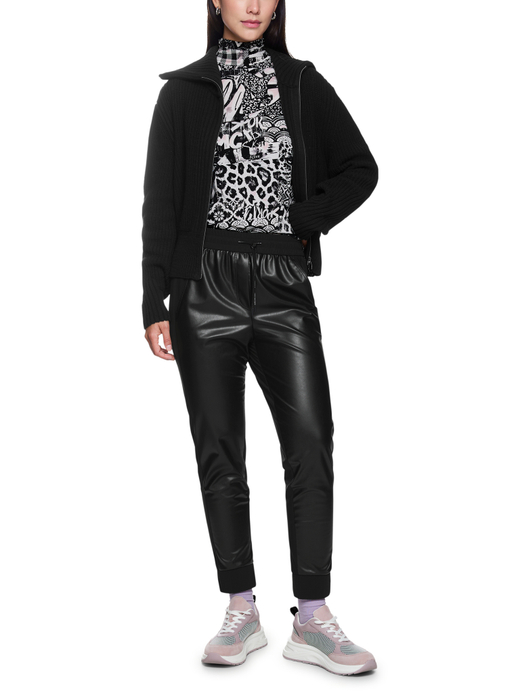 Брюки из экокожи