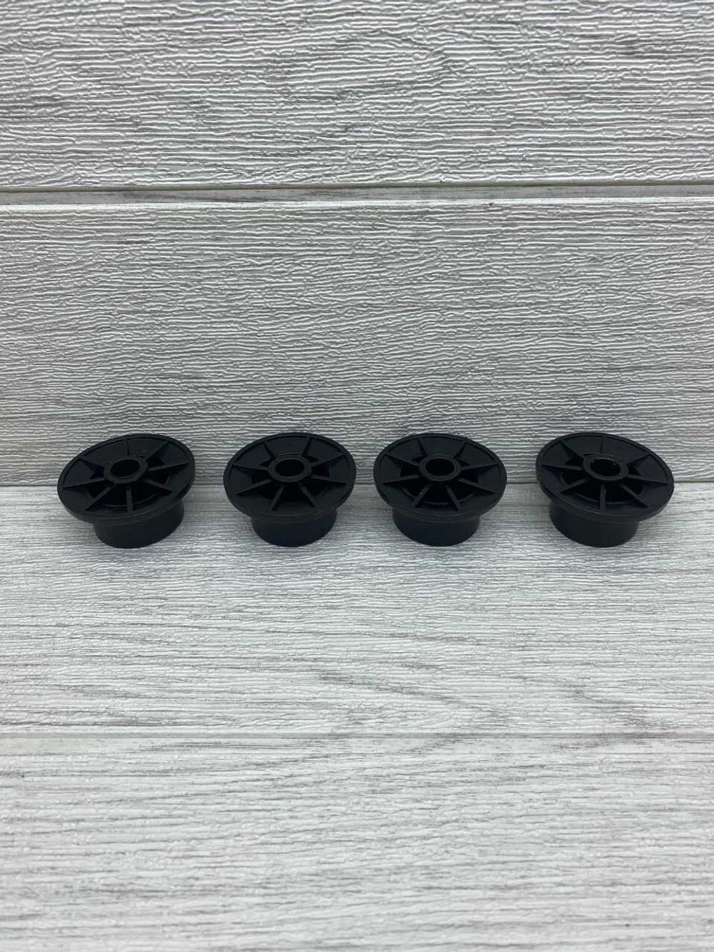 Колесо для мебели ролик для дивана диаметр 48 мм отверстие 10 мм 4 шт