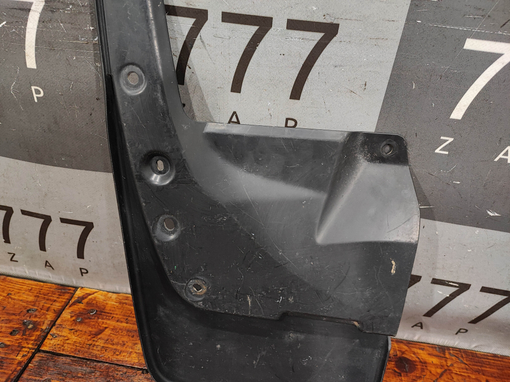 Брызговик передний правый Toyota Land Cruiser Prado 150 09-нв Б/У Оригинал 7662160180