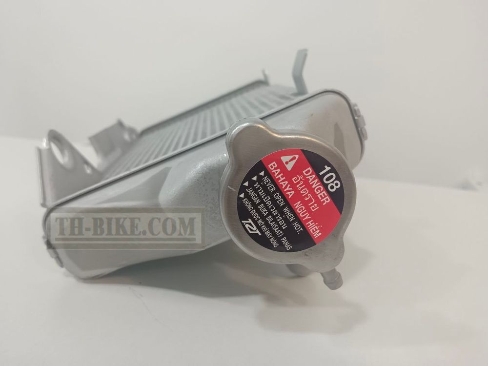 19010-K1T-T01. RADIATOR COMP. (T.RAD). Radiator Honda CRF300L / Rally300 2021, 2022-Up OEM.