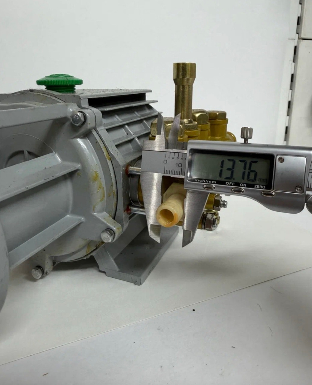 Насос водяной плунжерный для мойки высокого давления Tademitsu TM 280, TM 380, TAO T-380, помпа (1 шт.)