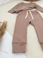 Комплект  (штанишки + кофточка)