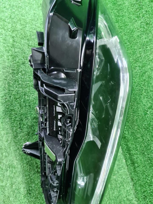Фара правая BMW 2er F44 (2019-н.в.) LED