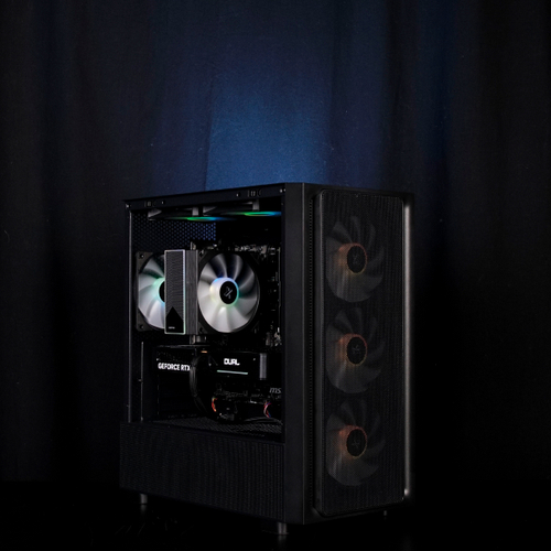 Ryzen 5 5600X + RTX 5070 12Gb