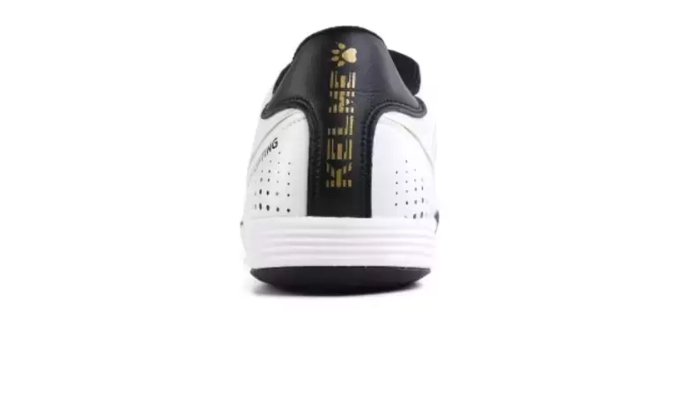 Футзалки Kelme мужские для футбола белые (6891146-000)